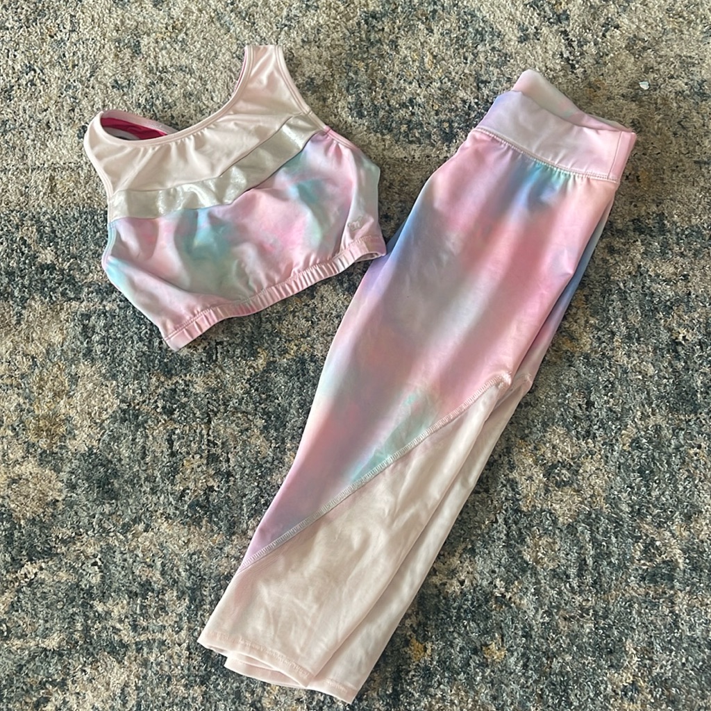 More Than Magic Multicolor Tie Dye Girl’s Yoga Pant + Top Set (L 10/12)